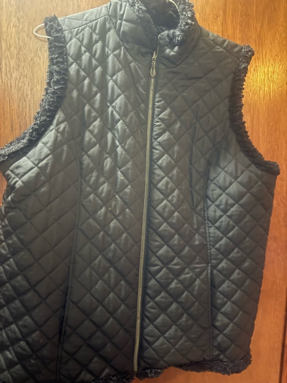Denim & Co Reversible Quilted Sleeveless Puffer Vest with  Faux Fur Trim - Black